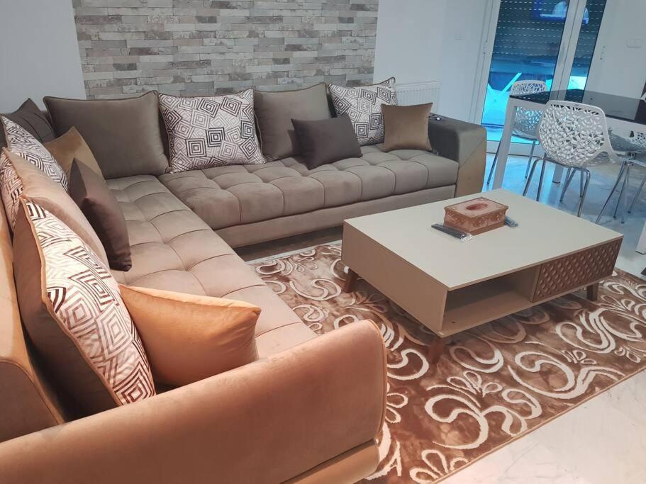 Lovely Apartment Near Tunis Mall - Lac2 Tunis Exteriör bild