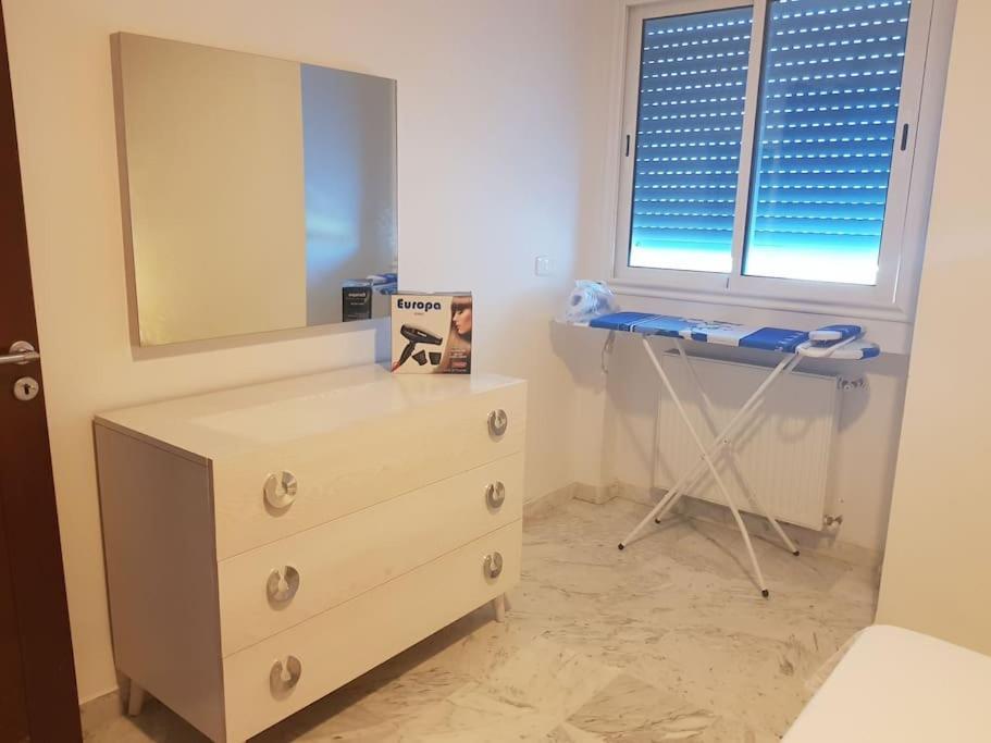 Lovely Apartment Near Tunis Mall - Lac2 Tunis Exteriör bild